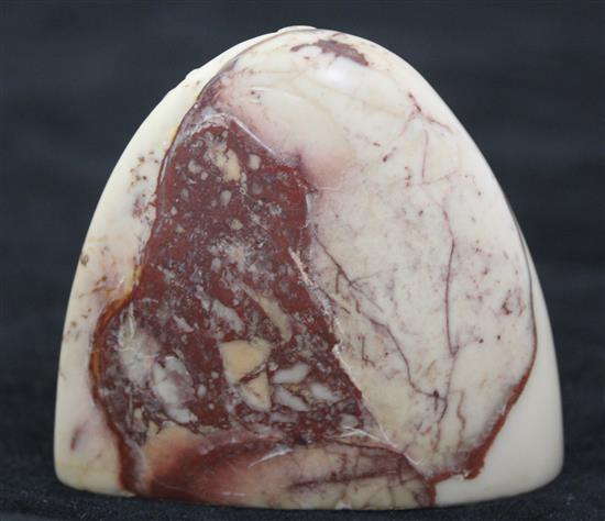 A Chinese cream and red soapstone seal, 6.3cm